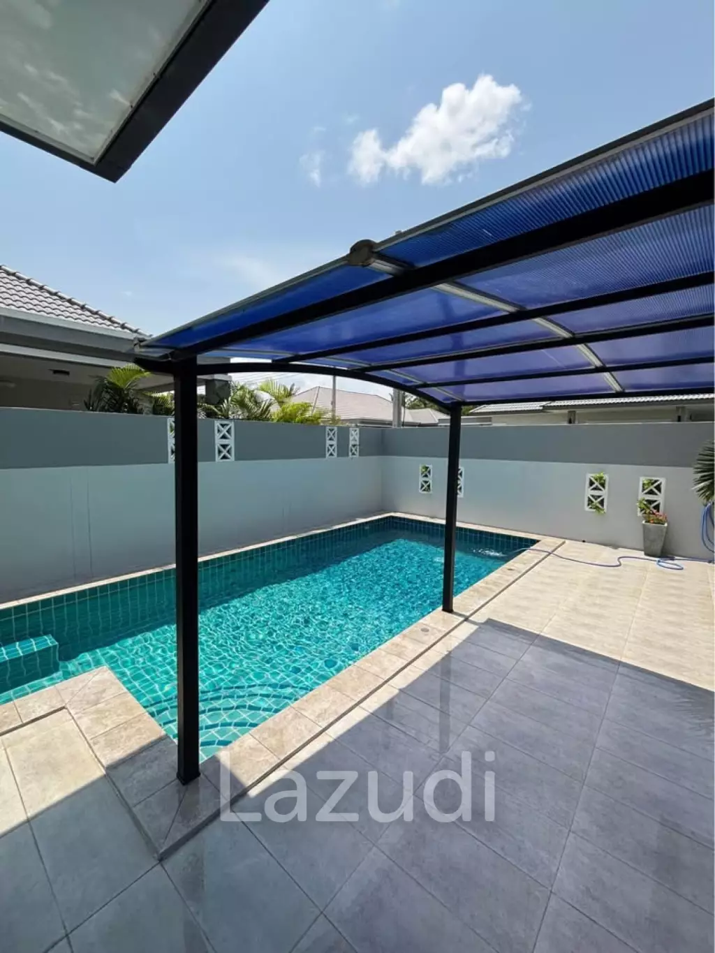 Soi 70: Modern Pool Villa, Freehold with Private Pool