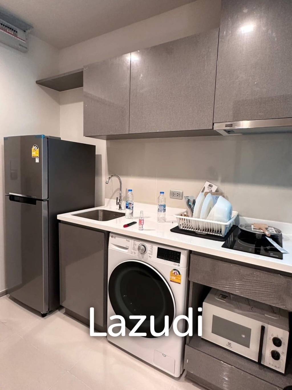 1 Bedroom 1 bathroom 32 SQ.M. Life Asoke Hype