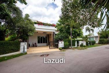 4 Bed 5 Bath Villa For Sale
