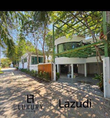 SAI NOI BEACH: UNIQUE pool villa a few 100 m from beachfront