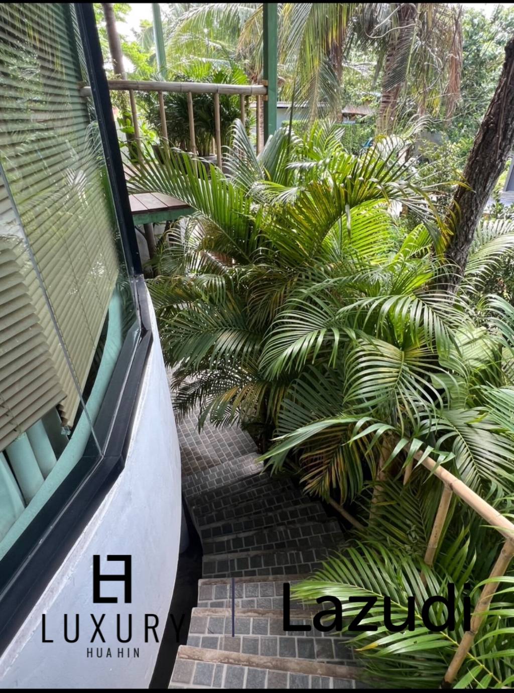 SAI NOI BEACH: UNIQUE pool villa a few 100 m from beachfront