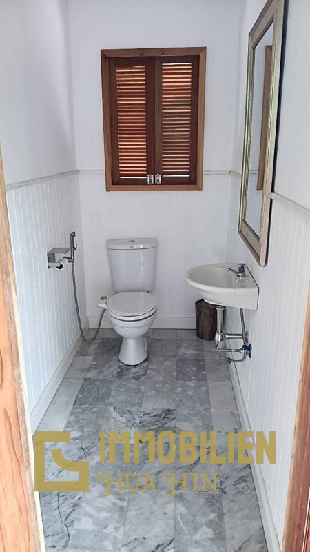 SAI NOI BEACH: Seltene Gelegenheit / Pool Villa NUR 100 m vom Strand entfernt