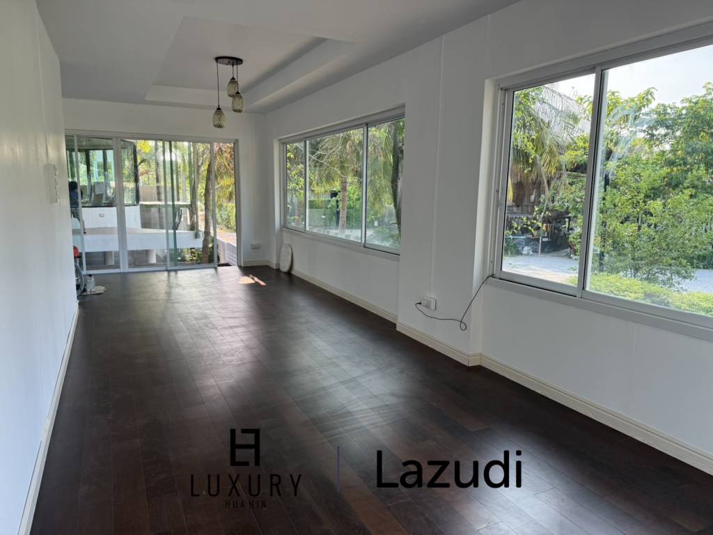 SAI NOI BEACH: UNIQUE pool villa a few 100 m from beachfront