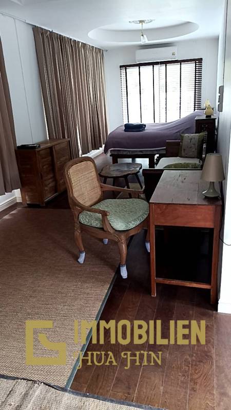 SAI NOI BEACH: Seltene Gelegenheit / Pool Villa NUR 100 m vom Strand entfernt