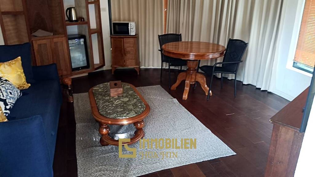 SAI NOI BEACH: Seltene Gelegenheit / Pool Villa NUR 100 m vom Strand entfernt