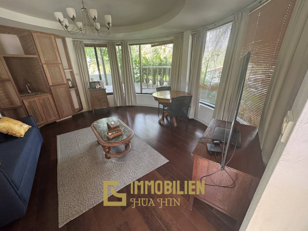 SAI NOI BEACH: Seltene Gelegenheit / Pool Villa NUR 100 m vom Strand entfernt