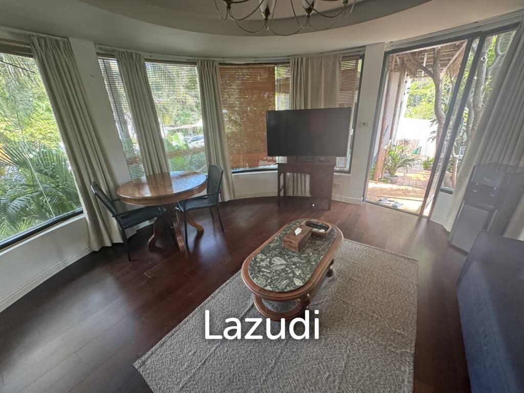 SAI NOI BEACH: UNIQUE pool villa a few 100 m from beachfront