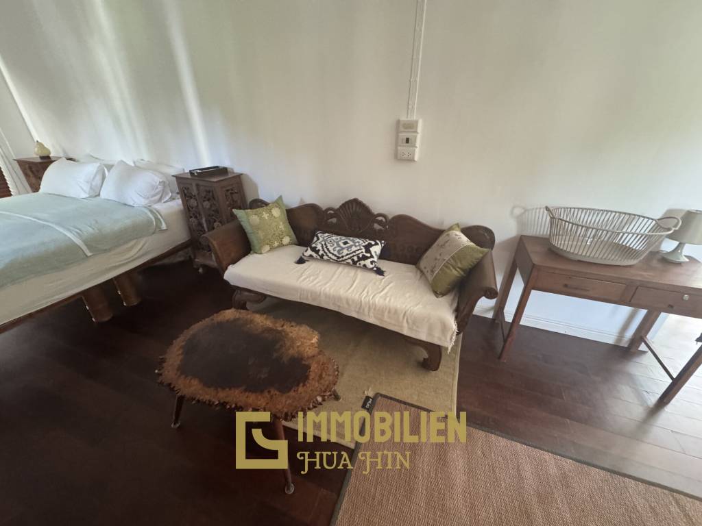 SAI NOI BEACH: Seltene Gelegenheit / Pool Villa NUR 100 m vom Strand entfernt