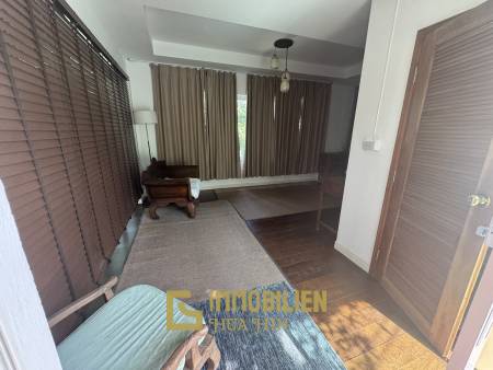 SAI NOI BEACH: Seltene Gelegenheit / Pool Villa NUR 100 m vom Strand entfernt