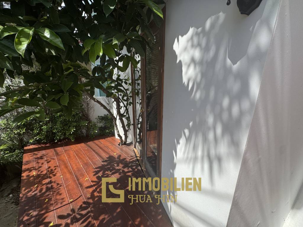 SAI NOI BEACH: Seltene Gelegenheit / Pool Villa NUR 100 m vom Strand entfernt