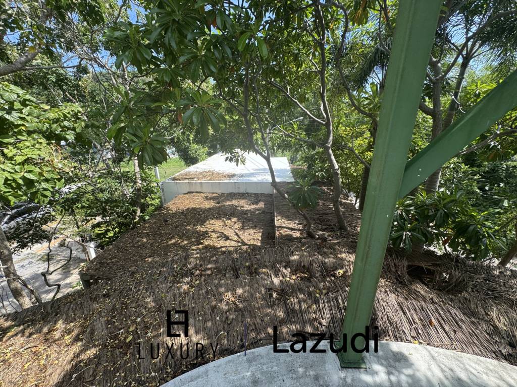 SAI NOI BEACH: UNIQUE pool villa a few 100 m from beachfront