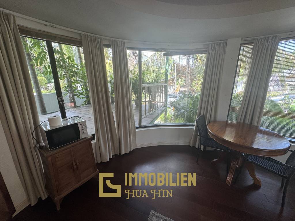 SAI NOI BEACH: Seltene Gelegenheit / Pool Villa NUR 100 m vom Strand entfernt