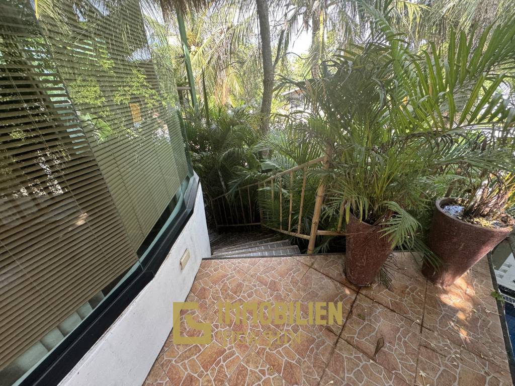 SAI NOI BEACH: Seltene Gelegenheit / Pool Villa NUR 100 m vom Strand entfernt