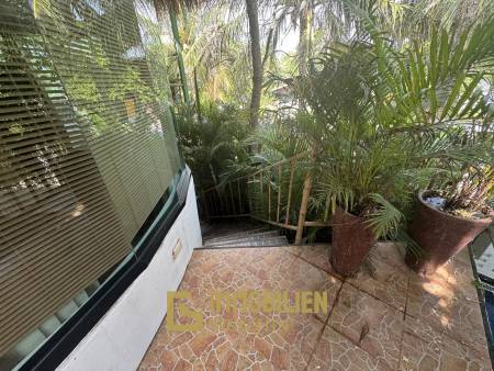 SAI NOI BEACH: Seltene Gelegenheit / Pool Villa NUR 100 m vom Strand entfernt