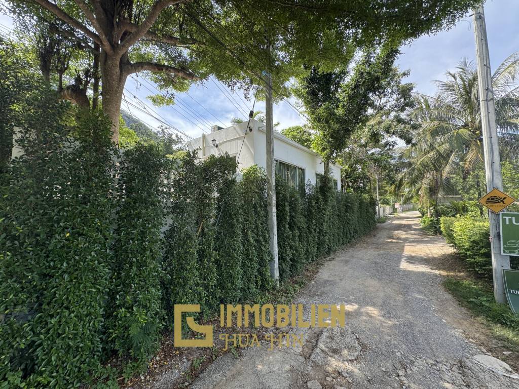 SAI NOI BEACH: Seltene Gelegenheit / Pool Villa NUR 100 m vom Strand entfernt