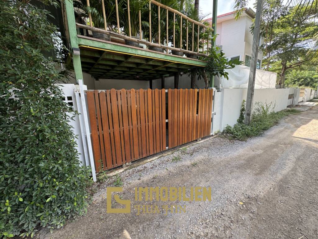 SAI NOI BEACH: Seltene Gelegenheit / Pool Villa NUR 100 m vom Strand entfernt