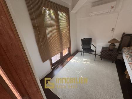 SAI NOI BEACH: Seltene Gelegenheit / Pool Villa NUR 100 m vom Strand entfernt