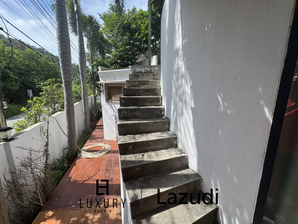 SAI NOI BEACH: UNIQUE pool villa a few 100 m from beachfront