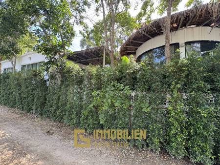 SAI NOI BEACH: Seltene Gelegenheit / Pool Villa NUR 100 m vom Strand entfernt