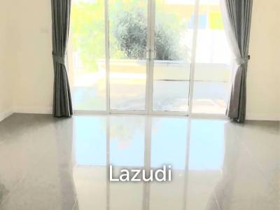 EMERALD SCENERY :  Nice 4 Bed Villa near Golf Course