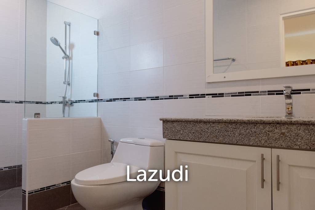 532 ตร.ม 5 เตียง 4 อาบน้ำ วิลล่า For ขาย