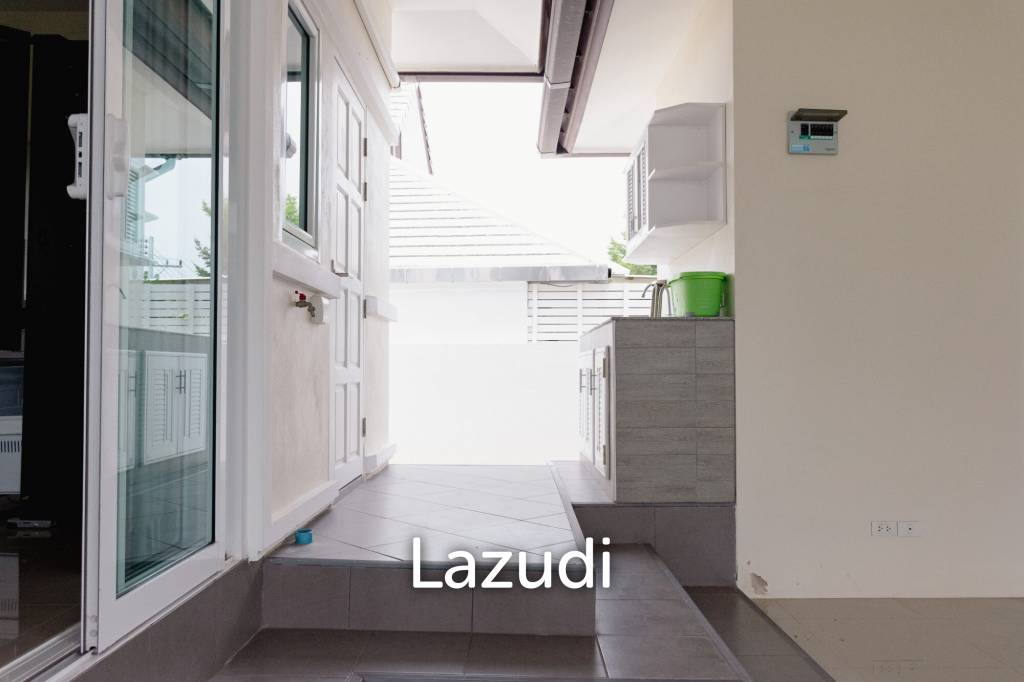 532 ตร.ม 5 เตียง 4 อาบน้ำ วิลล่า For ขาย