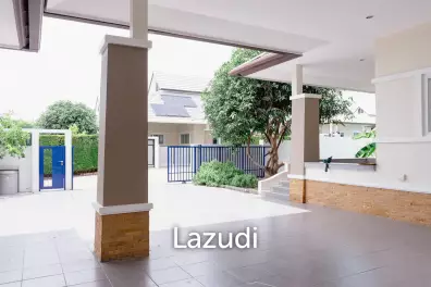 EMERALD SCENERY :  Nice 4 Bed Villa near Golf Course