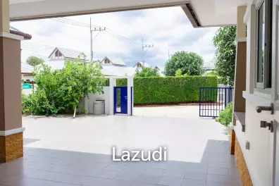 EMERALD SCENERY :  Nice 4 Bed Villa near Golf Course
