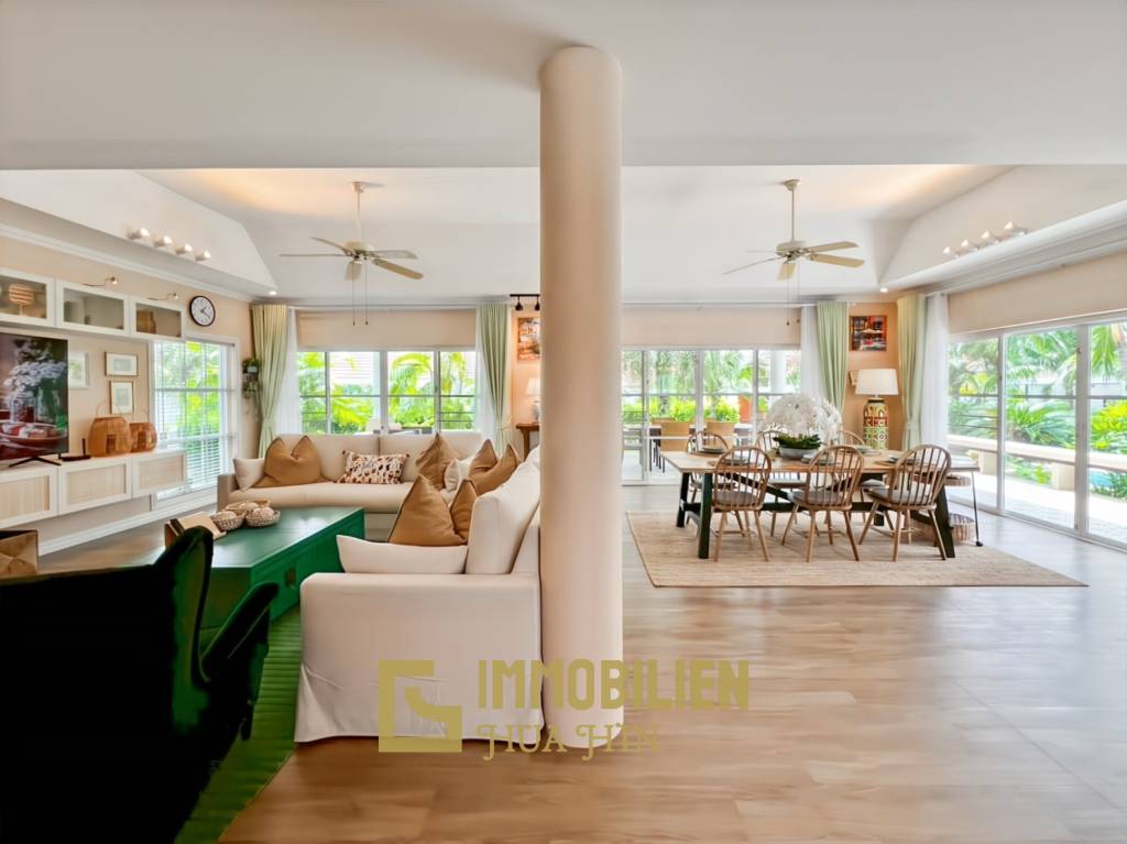 Smart House Valley Hua Hin: 3 Schlafzimmer Luxus Pool Villa