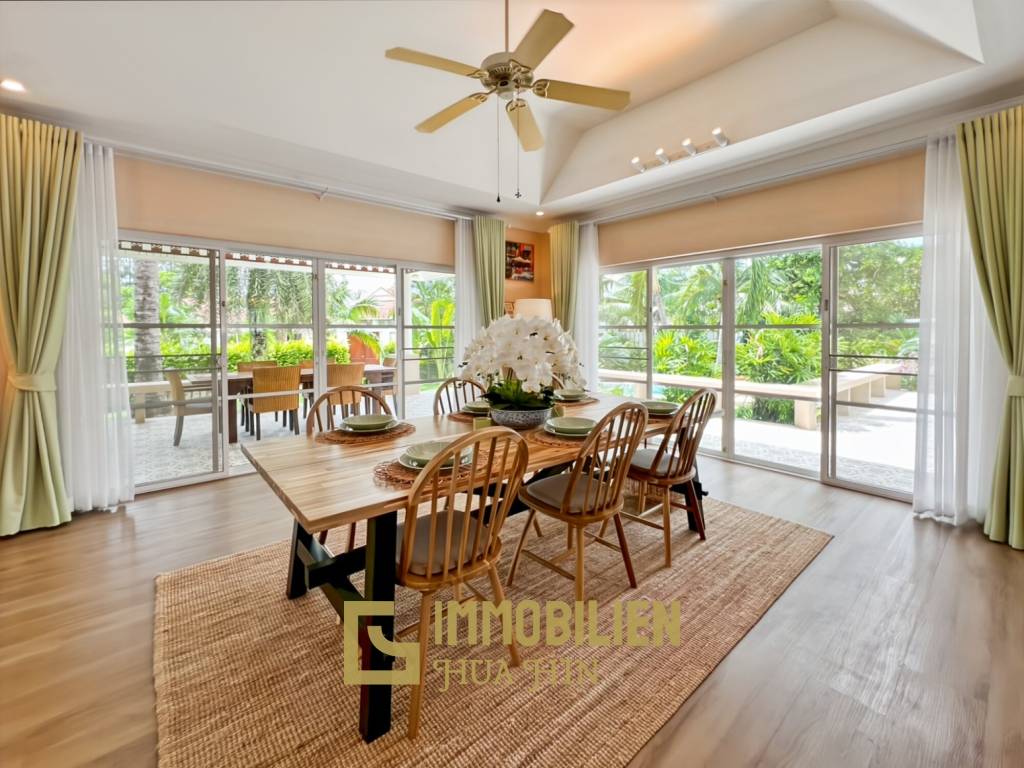 Smart House Valley Hua Hin: 3 Schlafzimmer Luxus Pool Villa