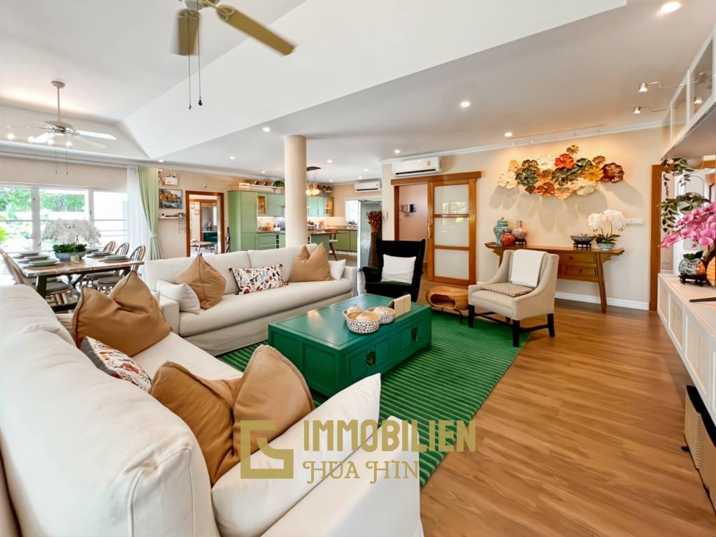 Smart House Valley Hua Hin: 3 Schlafzimmer Luxus Pool Villa