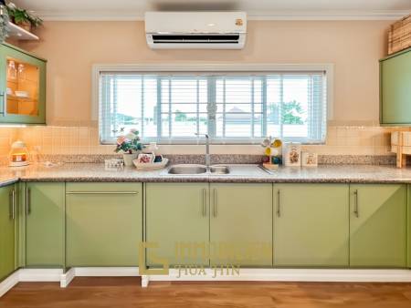 Smart House Valley Hua Hin: 3 Schlafzimmer Luxus Pool Villa