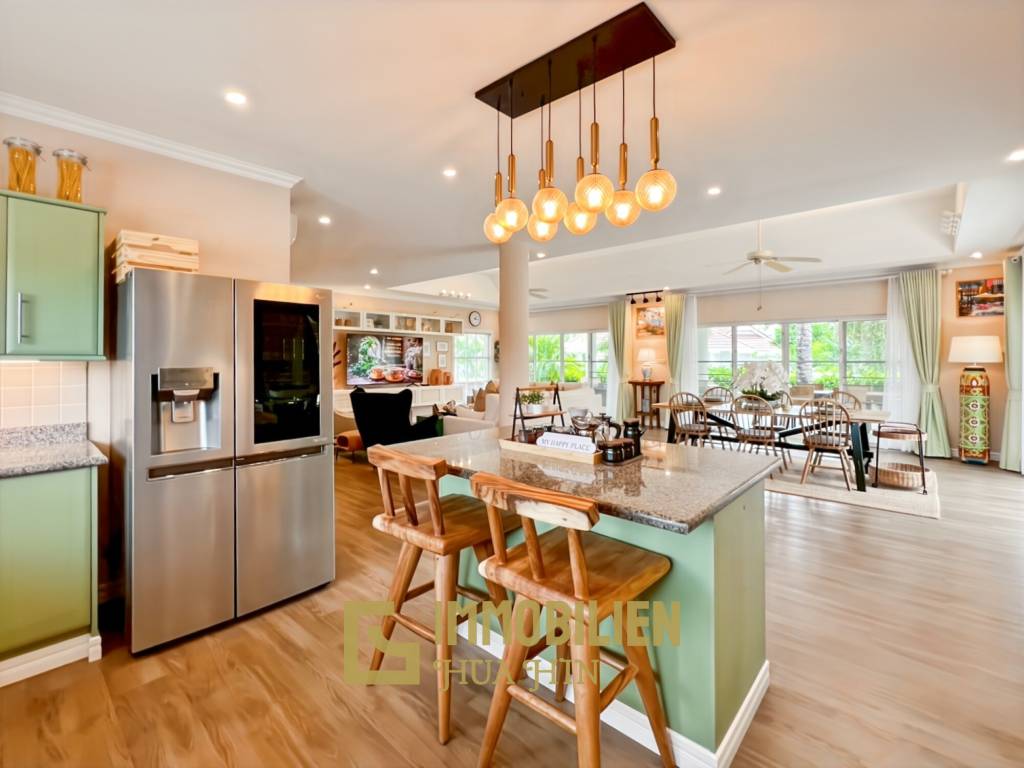 Smart House Valley Hua Hin: 3 Schlafzimmer Luxus Pool Villa