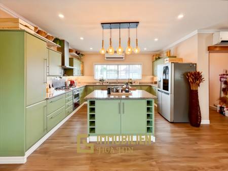 Smart House Valley Hua Hin: 3 Schlafzimmer Luxus Pool Villa