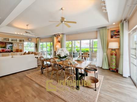 Smart House Valley Hua Hin: 3 Schlafzimmer Luxus Pool Villa