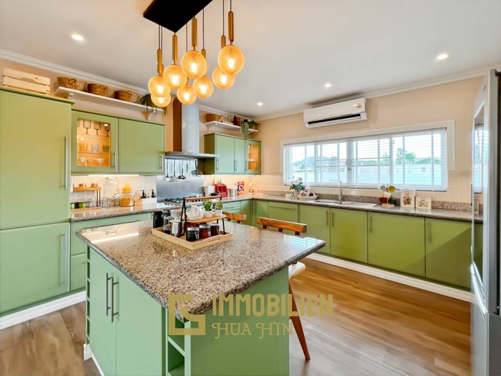 Smart House Valley Hua Hin: 3 Schlafzimmer Luxus Pool Villa