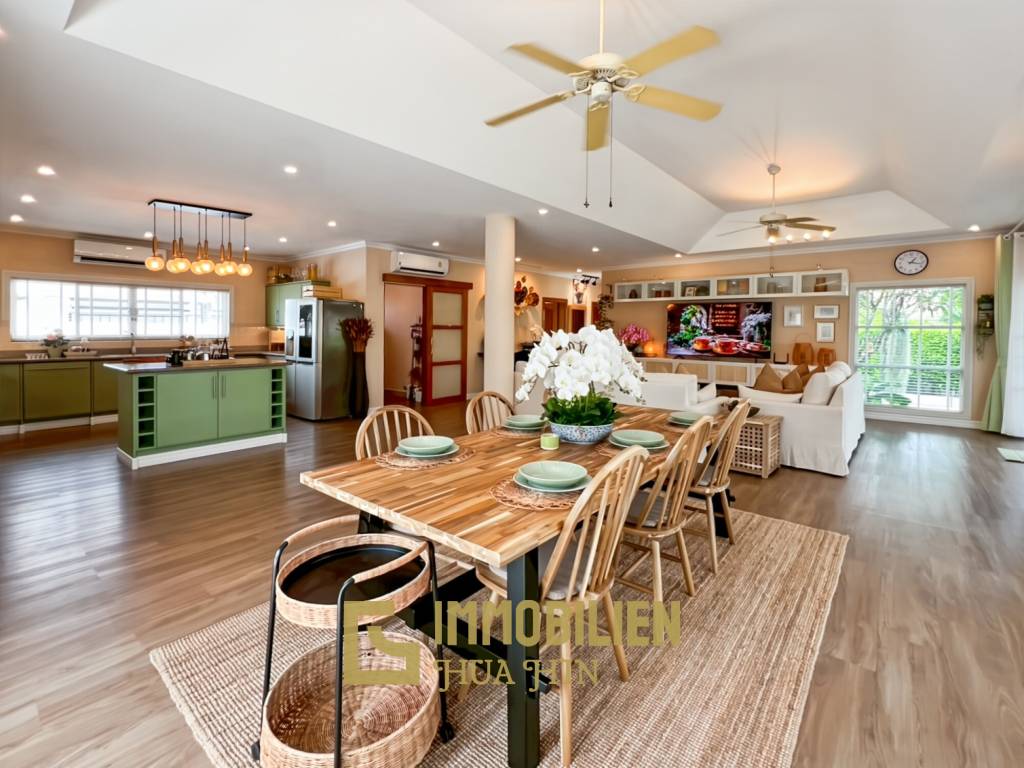 Smart House Valley Hua Hin: 3 Schlafzimmer Luxus Pool Villa