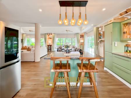 Smart House Valley Hua Hin: 3 Schlafzimmer Luxus Pool Villa