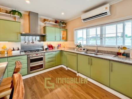 Smart House Valley Hua Hin: 3 Schlafzimmer Luxus Pool Villa