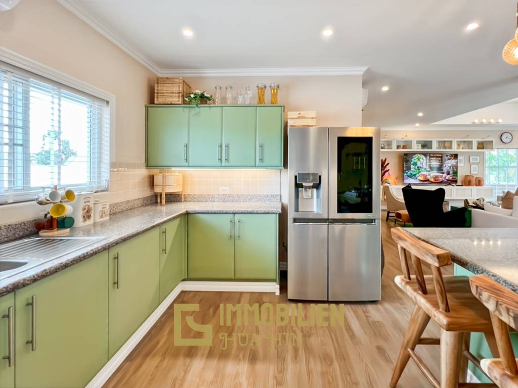 Smart House Valley Hua Hin: 3 Schlafzimmer Luxus Pool Villa