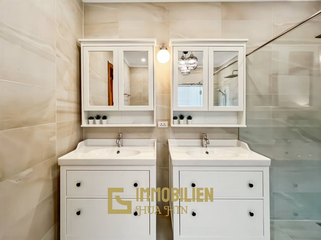 Smart House Valley Hua Hin: 3 Schlafzimmer Luxus Pool Villa