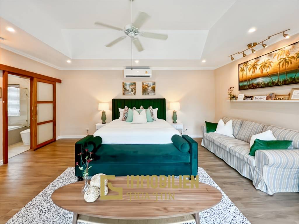 Smart House Valley Hua Hin: 3 Schlafzimmer Luxus Pool Villa