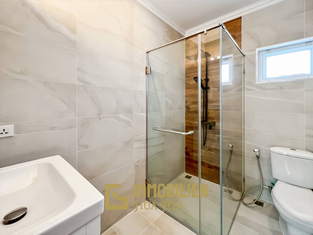 Smart House Valley Hua Hin: 3 Schlafzimmer Luxus Pool Villa