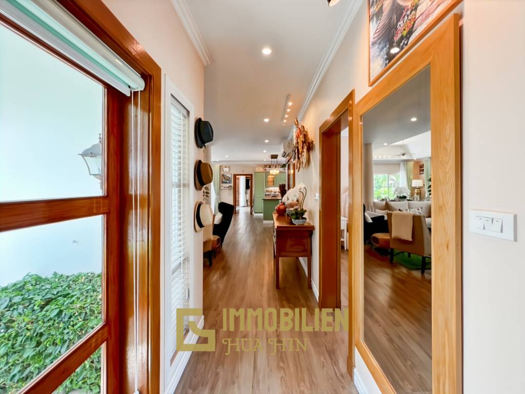 Smart House Valley Hua Hin: 3 Schlafzimmer Luxus Pool Villa