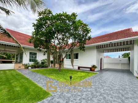 Smart House Valley Hua Hin: 3 Schlafzimmer Luxus Pool Villa