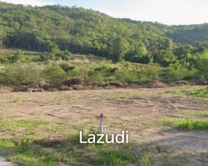 6 RAI: 2 Deal close to Rosewood Hill Residence