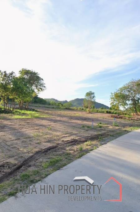 6 RAI: 2 Deal close to Rosewood Hill Residence