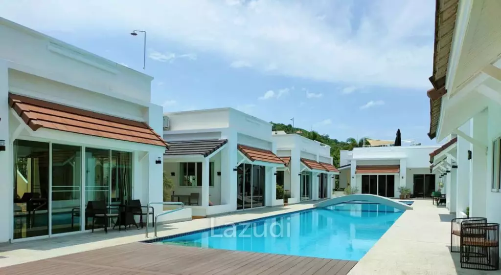 Pineapple Hills Resort - 120sqm 1 bed Condo