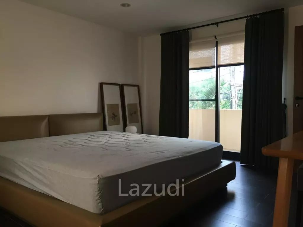 Spacious Home Office in Central Phrom Phong Thonglor