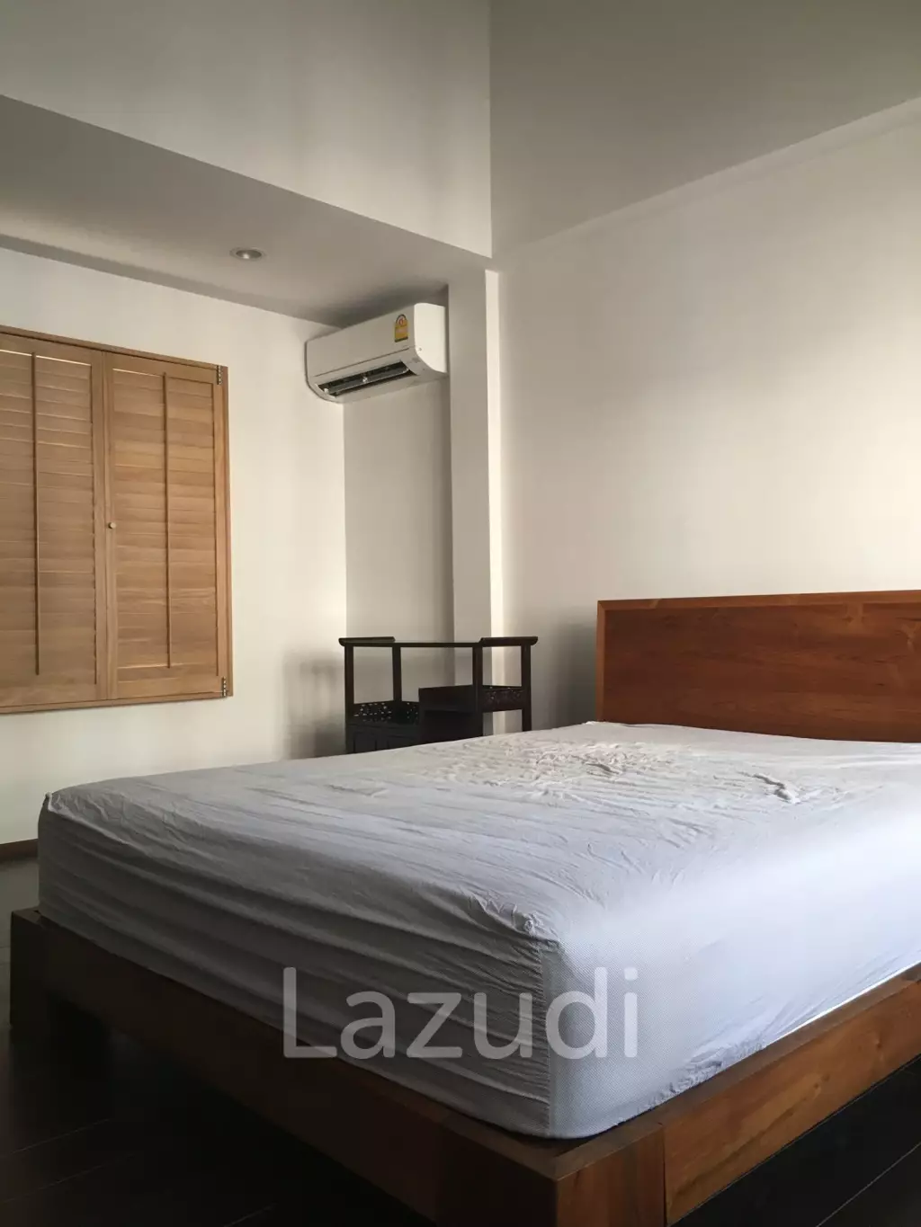 Spacious Home Office in Central Phrom Phong Thonglor